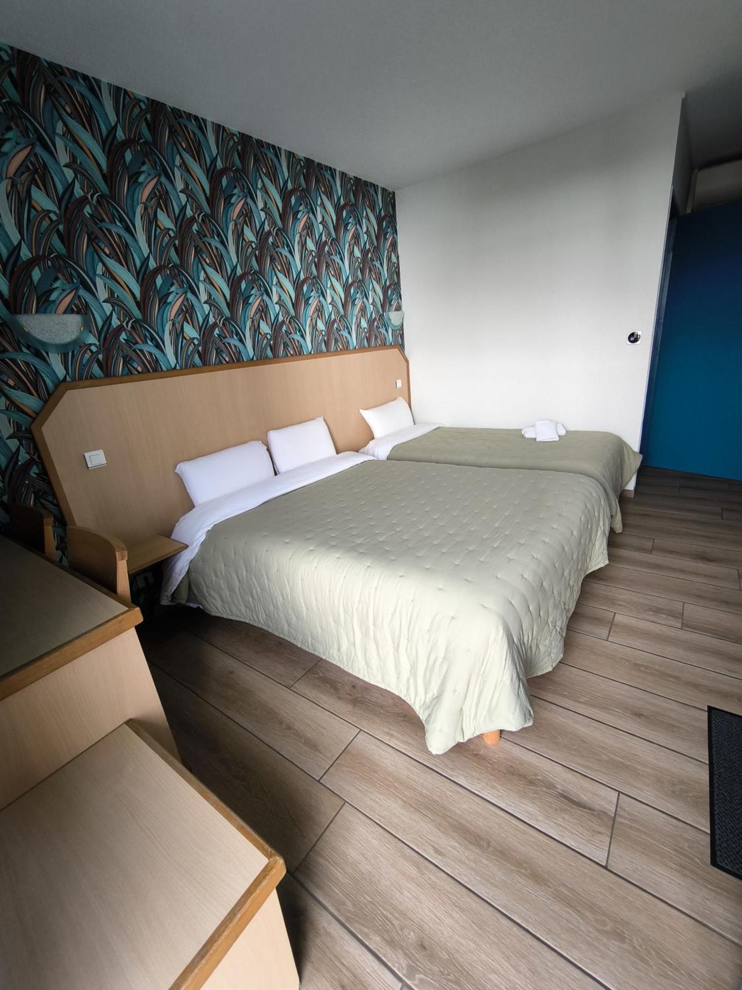 Hotel Le Laury'S Onet-le-Chateau Ngoại thất bức ảnh